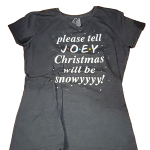 ❤️3 For 20.Bundle&save❤️FRIENDS size small Joey Christmas t shirt